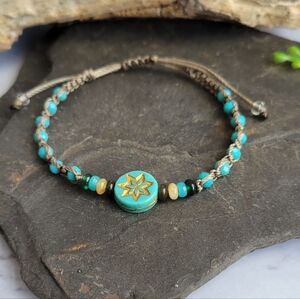 Turquoise and Gold Beaded Bracelet